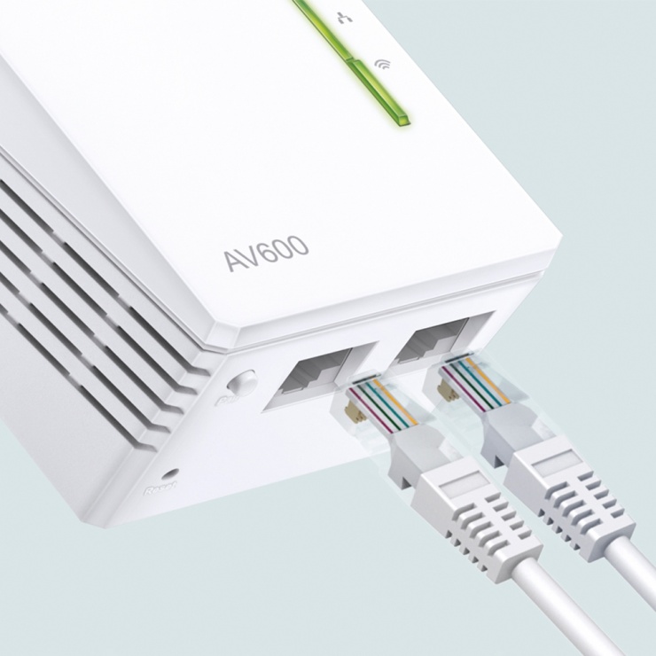 Imagine Kit 2 adaptoare Powerline Extender Wi-Fi AV600 300Mbps, TP-Link TL-WPA4220KIT-5